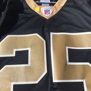 Medium New Orleans Saints Jersey (Home) Jersey. #25 Reggie Bush.